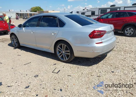 2017 Volkswagen Passat 1.8T R-Line из США, поврежденный, VIN 1VWDT7A39HC044449